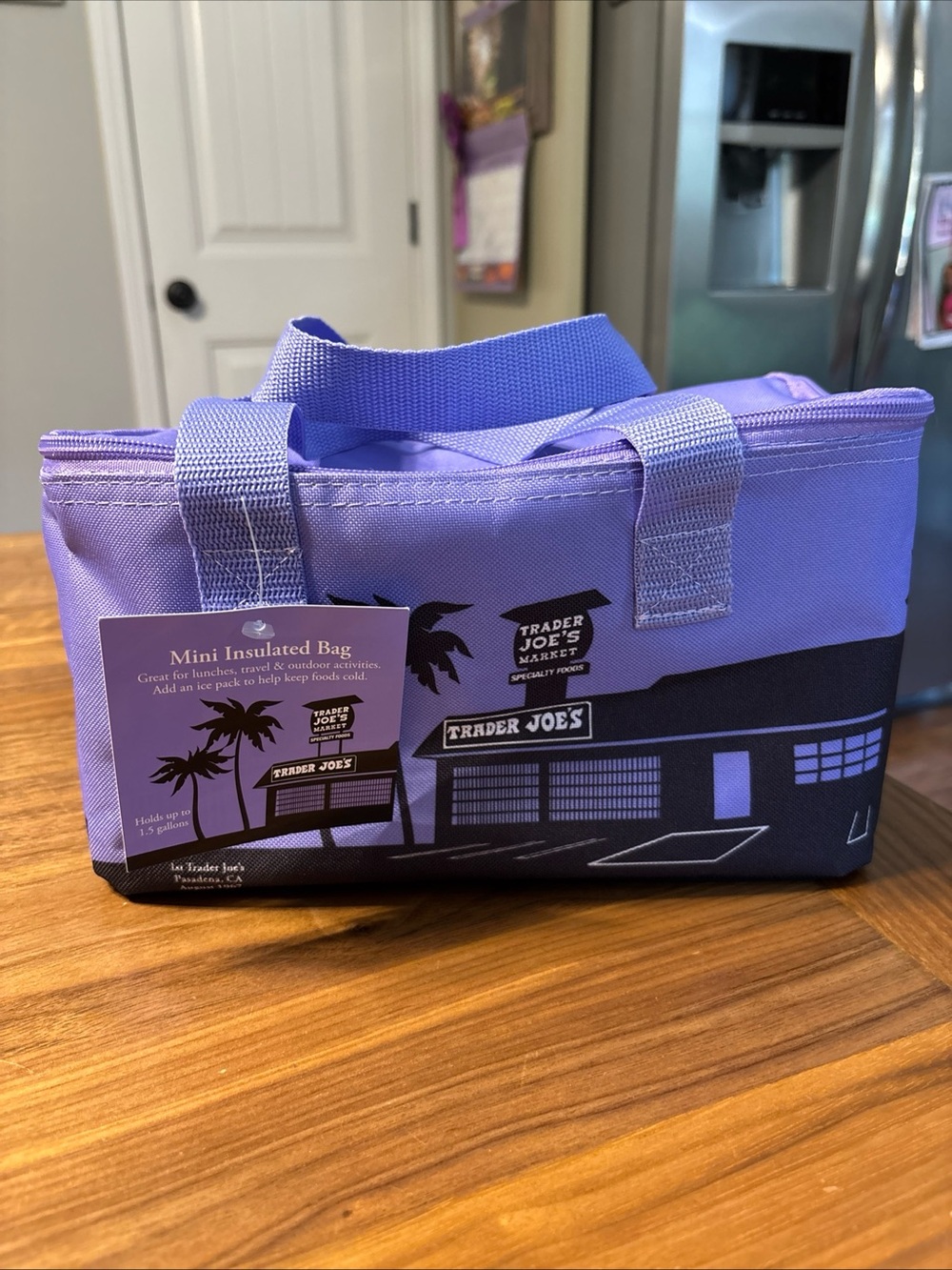 Trader Joe’s Lavender Mini Insulated Lunch Bag NWT